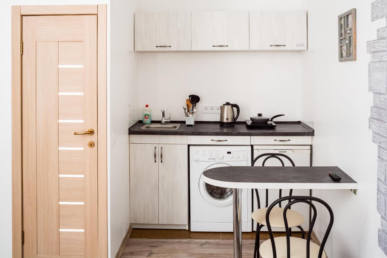 Beautiful Apartments In The Center Лвив Екстериор снимка